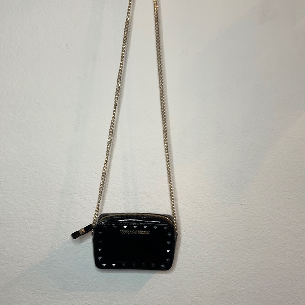 Cross body purse